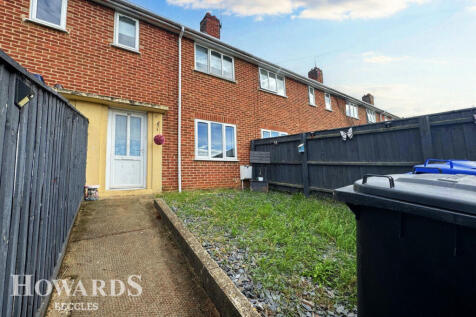 Throckmorton Road, Bungay 2 bed terraced house for sale