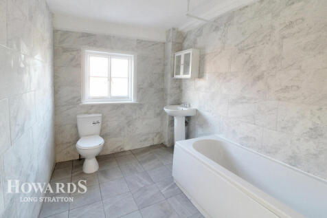 The Street, Long Stratton 3 bed character property for sale