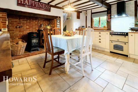 Quidenham Road, Banham 3 bed cottage for sale