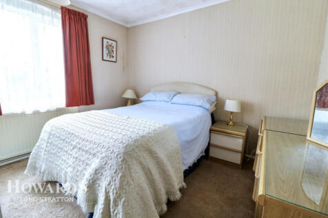 Doune Way, Harleston 3 bed detached bungalow for sale