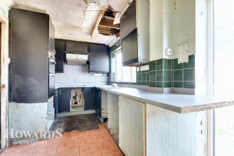 Wissett Way, Lowestoft 3 bed terraced house for sale