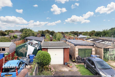 London Road, Gisleham 3 bed terraced house for sale