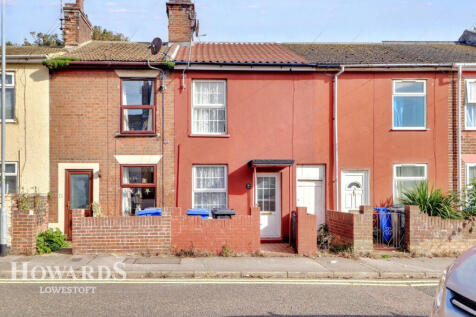 Arnold Street, Lowestoft 3 bed terraced house for sale