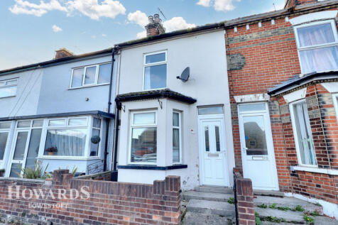 Wollaston Road, Lowestoft 3 bed terraced house for sale