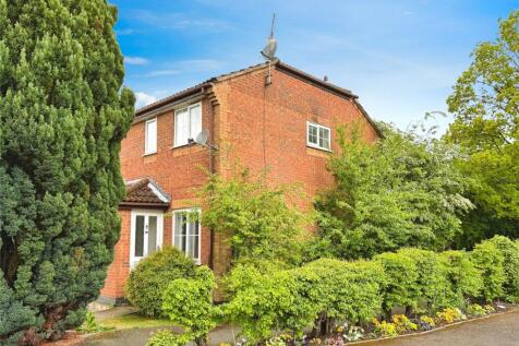 Ravencroft, Oxfordshire OX26 2 bed end of terrace house for sale