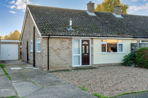 2 bedroom semi-detached bungalow for sale