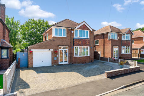 Drayton Drive, Stockport, SK8 3 bed detached house for sale