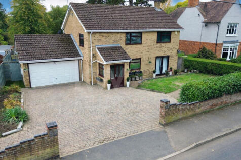 Main Road, Hackleton, Northampton, NN7 4 bed detached house for sale