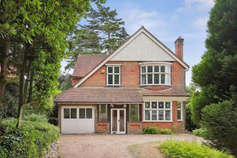 Raglan Road, Reigate RH2 4 bed detached house for sale