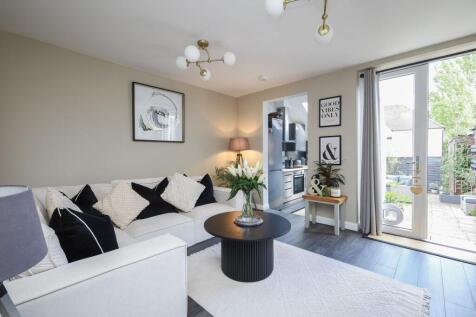 Slipshatch Road, Reigate RH2 1 bed ground floor maisonette for sale