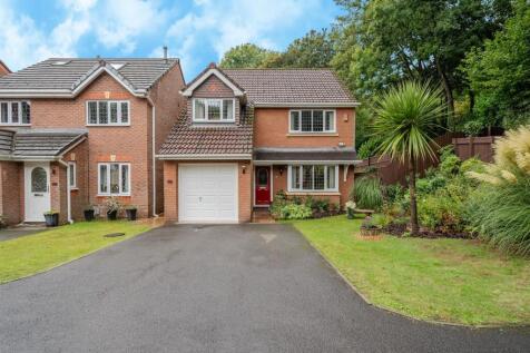 Coed Camlas, Pontypool NP4 4 bed detached house for sale