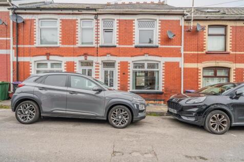 Fowler Street, Pontypool NP4 2 bed terraced house for sale