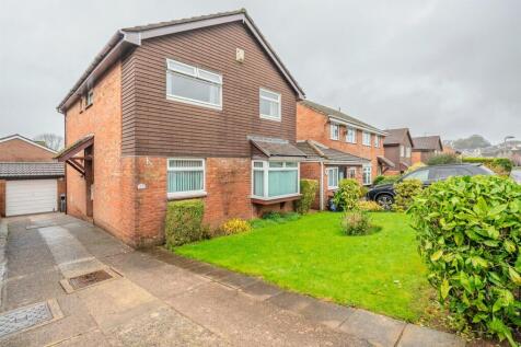 Larch Close, Pontypool NP4 4 bed detached house for sale