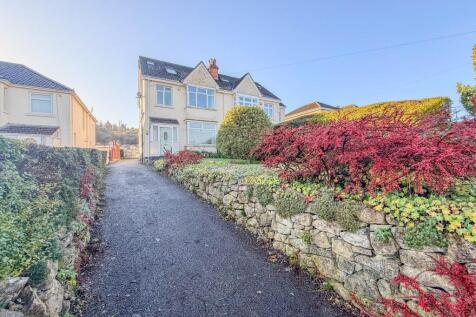 4 bedroom semi-detached house for sale