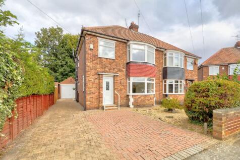 Keswick Road, Middlesbrough, TS6 3 bed semi
