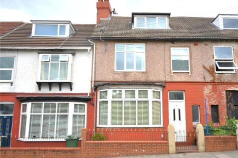5 bedroom terraced house for sale
