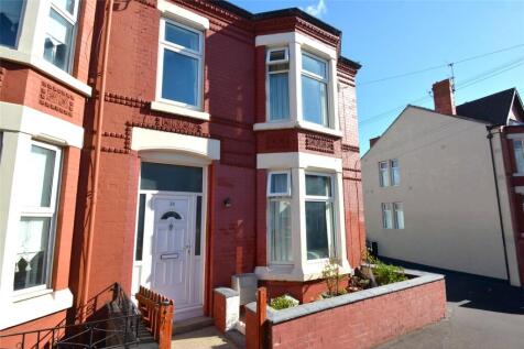 4 bedroom end of terrace house for sale