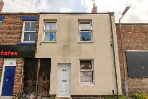 4 bedroom terraced house for sale