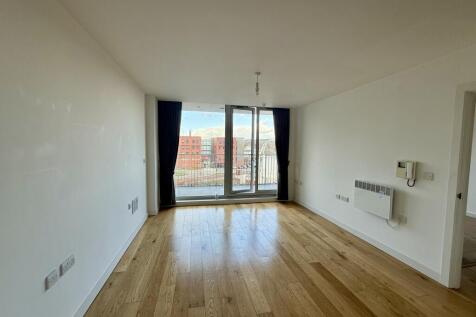 1 bedroom flat for sale