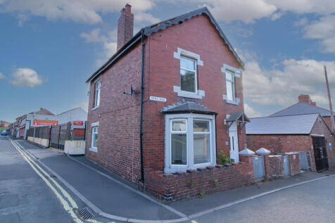 7 Royal Road, Stanley DH9 8AL 3 bed detached house for sale