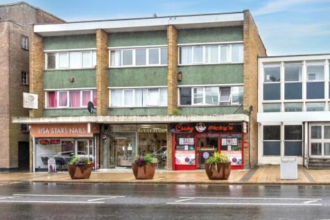 55B High Street North, Dunstable LU6 1JF 2 bed flat for sale