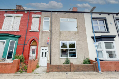 4 bedroom terraced house for sale