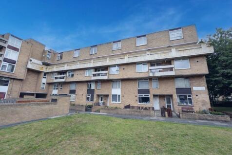 157 Waterloo Walk, Washington NE37 3EL 3 bed maisonette for sale