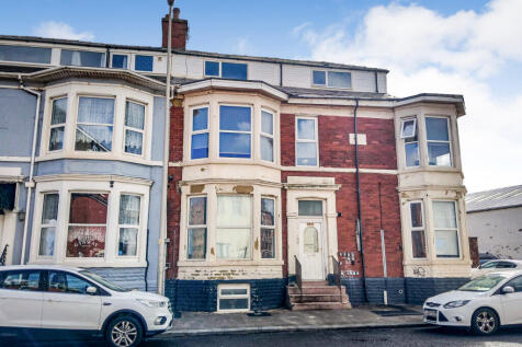 Flat 6, 203 Dickson Road, Blackpool... 2 bed flat for sale