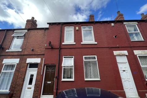 No. 41 West Street, Hemsworth... 5 bed terraced house for sale