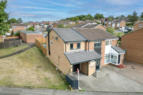 No. 16 Burnham Avenue, Newcastle upon... 4 bed semi