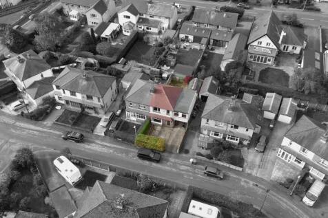 3 Nethercliffe Crescent, Guiseley... 5 bed semi