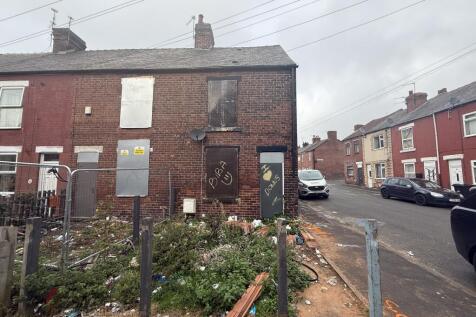 2 Claycliffe Terrace, Goldthorpe... 3 bed end of terrace house for sale