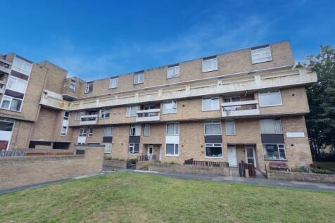 No 157, Waterloo Walk, Washington... 3 bed maisonette for sale