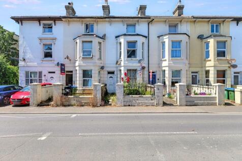 67a. Arundel Road, Littlehampton BN17... 2 bed flat for sale