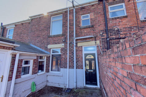 5A. Langley Terrace, Stanley DH9 7TT 1 bed flat for sale