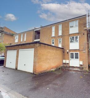 81. Dunstanburgh Close, Washington... 2 bed apartment for sale