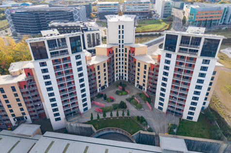 93 Baltic Quay, Mill Road, Gateshead... 1 bed apartment for sale