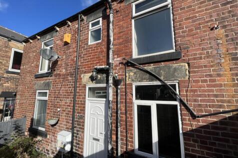 33a Melville Street, Wombwell... 2 bed link detached house for sale