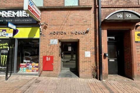 2 bedroom flat for sale