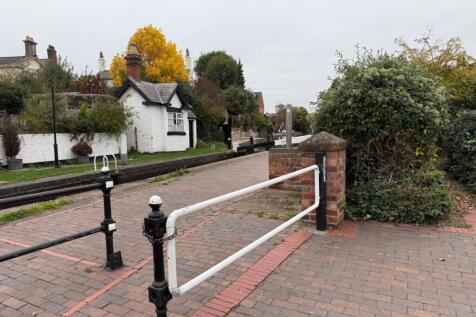 The Toll House, York Street... Stone house for sale