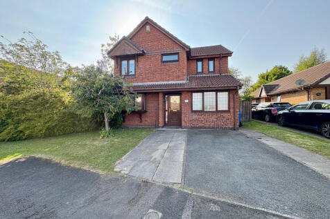 Sunningdale Close Burtonwood, Warrington 4 bed detached house for sale