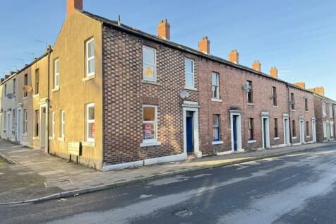 9 bedroom terraced house for sale