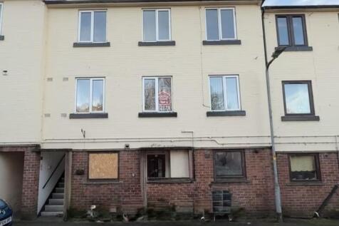 3 bedroom maisonette for sale