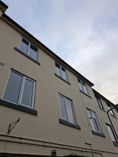 3 bedroom maisonette for sale