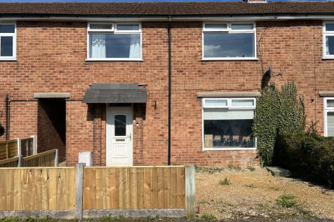 St. Bedes Avenue Weaverham, Northwich 3 bed terraced house for sale