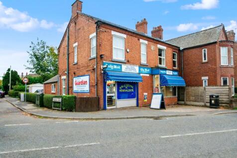 Manchester Road, Lostock Gralam 5 bed semi