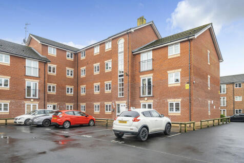 Wythenshawe, Manchester, Greater... 2 bed apartment for sale