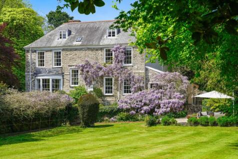 7 bedroom detached house for sale