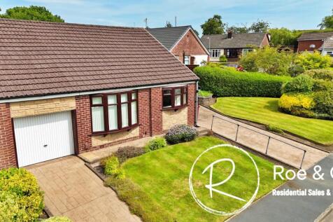 3 bedroom detached bungalow for sale