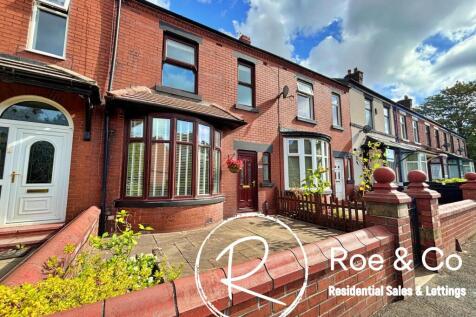 4 bedroom terraced house for sale